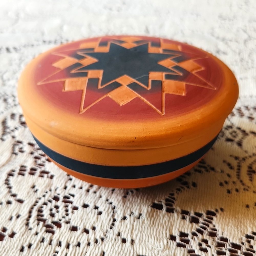 Sioux Pottery by High Elk. Ceramic Trinket Box Lidded Bowl, Handcrafted  Painted